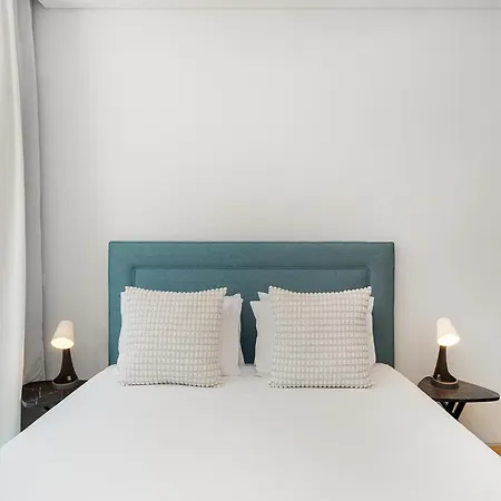 Whome Gem Close To Amoreiras And Rossio Lisboa